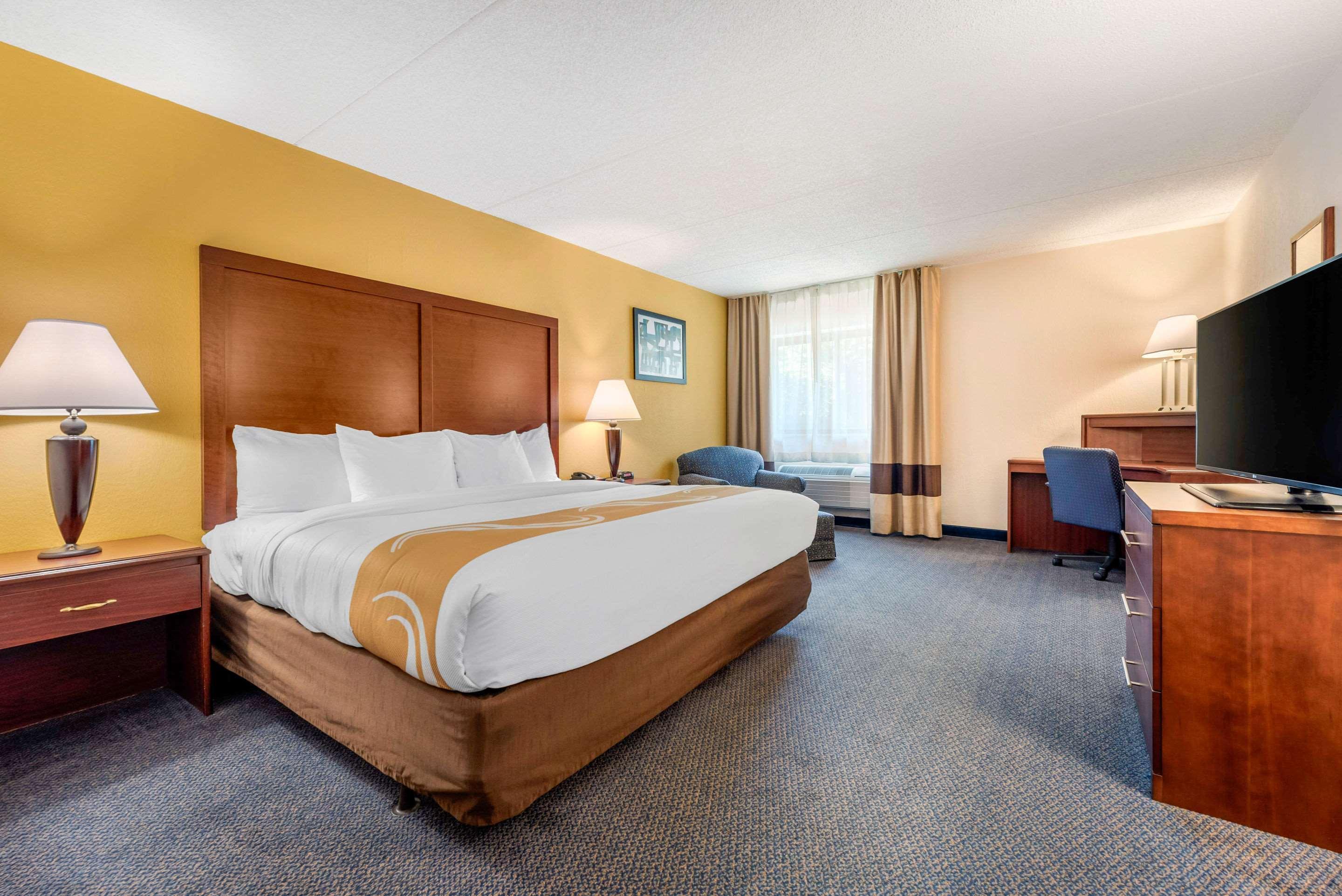 Quality Inn & Suites Zanesville Exterior foto