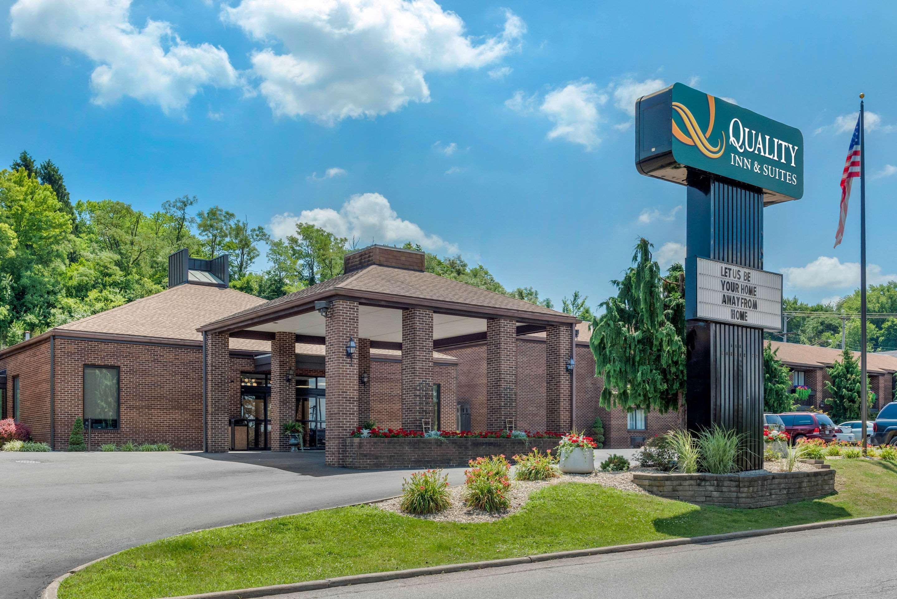 Quality Inn & Suites Zanesville Exterior foto