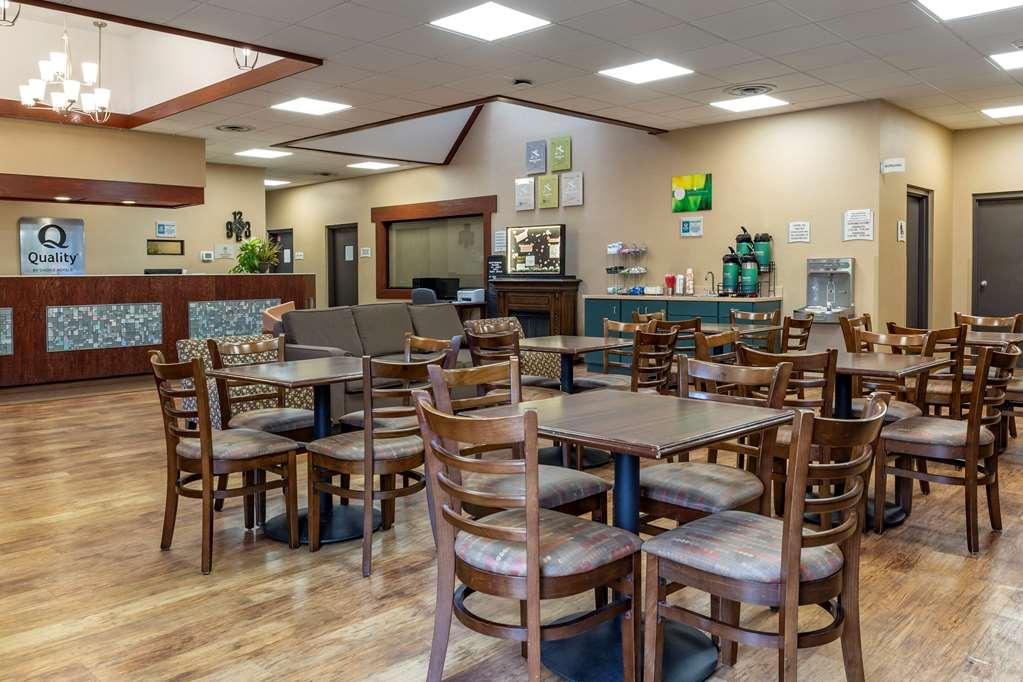 Quality Inn & Suites Zanesville Exterior foto
