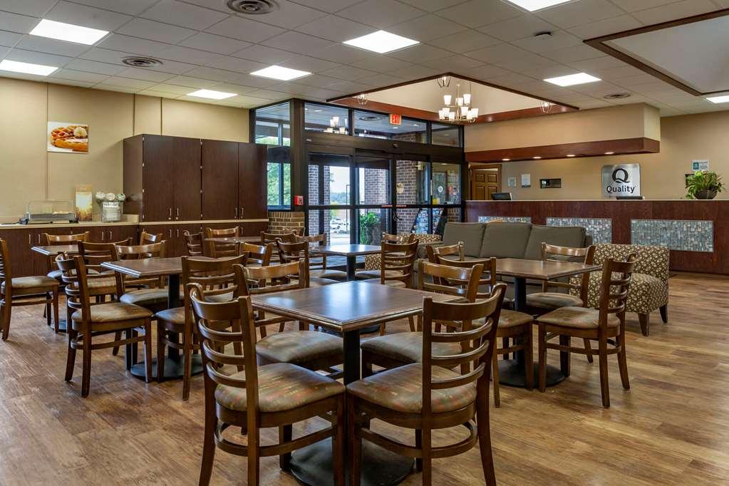 Quality Inn & Suites Zanesville Exterior foto
